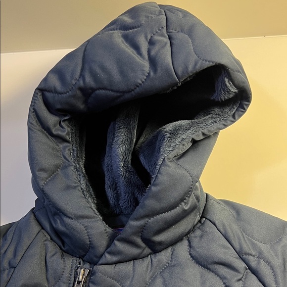 Patagonia Navy Quilted Puffer Hooded Jacket 3-6 month size unisex - Picture 3 of 7
